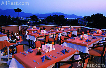 Pelin Hotel 17